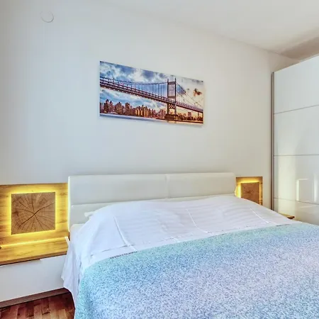 Apartament Birimac *