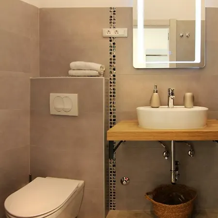 Birimac Apartament *